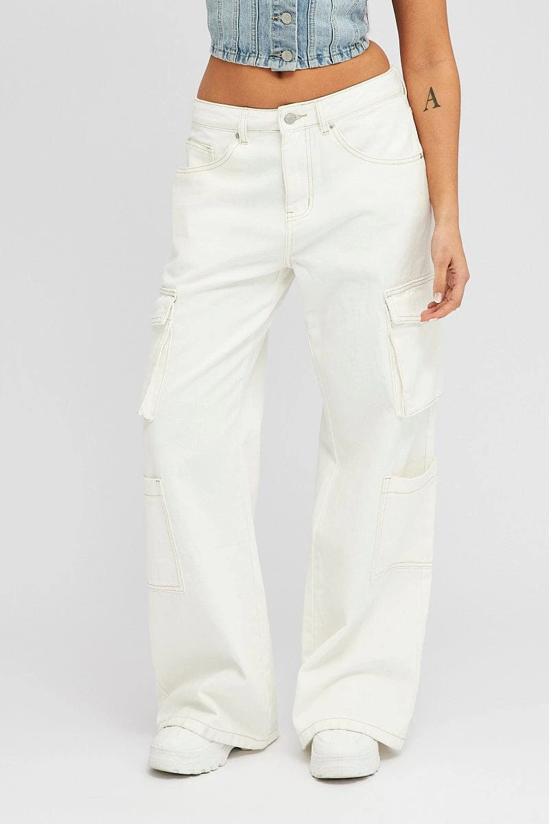White Cargo Jean High Rise Multi Pocket 2 White Cargo Jean High Rise Multi Pocket - Image 2