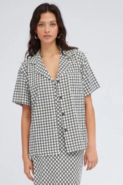 Brown Geo Shirt Short Sleeve Collared Neck -FabWear Shop wc1301ax 47w geo 3