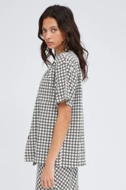 Brown Geo Shirt Short Sleeve Collared Neck -FabWear Shop wc1301ax 47w geo 4